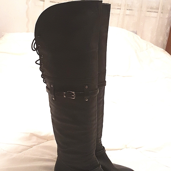 BCBG Boots - Picture 2 of 13